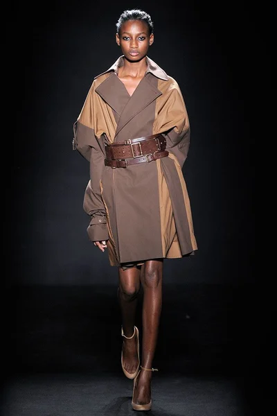 Look 8